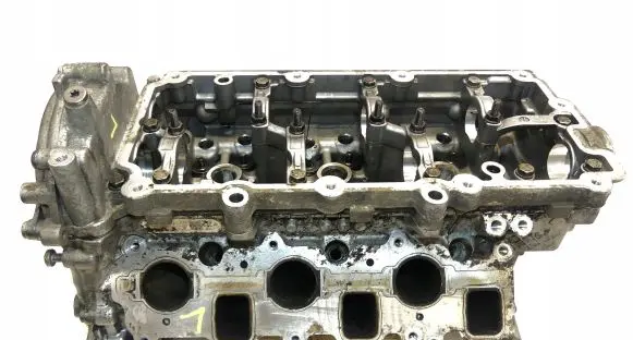 Engine head
