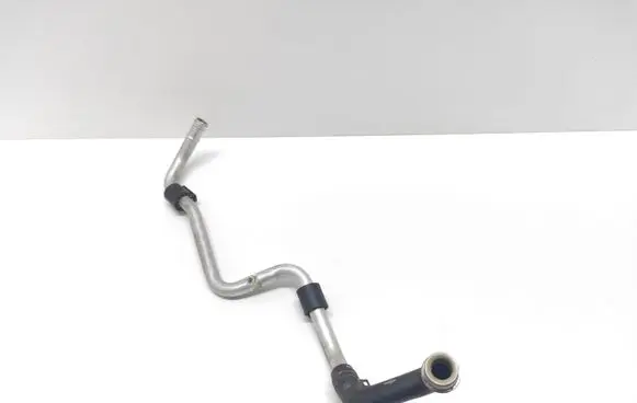 Coolant pipe/hose