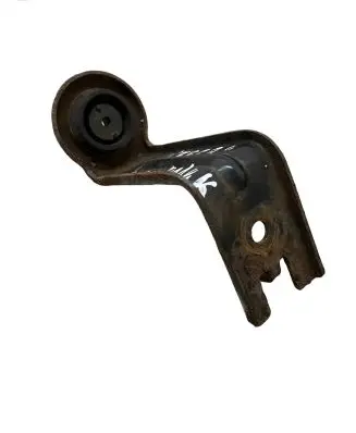 Radiator mount bracket