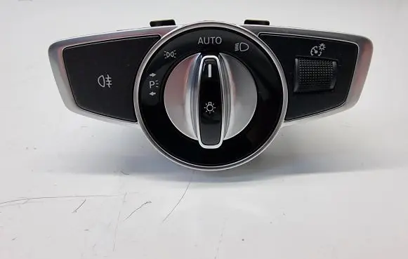 Mercedes-Benz E W213 Light switch A2209055508