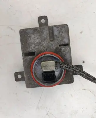 Audi A4 S4 B8 8K Headlight ballast module Xenon 8K0941597 10R023689 W003T18471