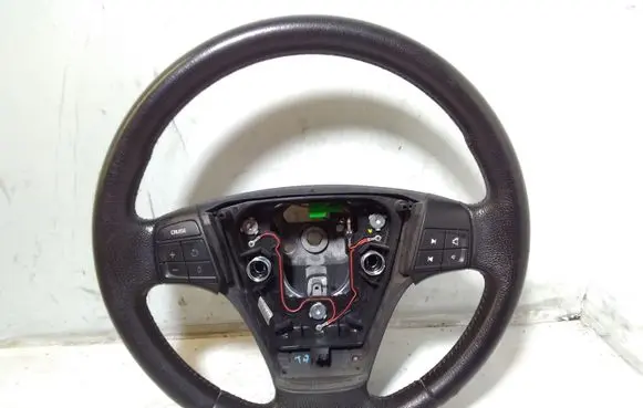 Volvo V50 Steering wheel 8687335