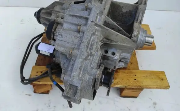 Infiniti QX80 Gearbox transfer box case LM1004-03