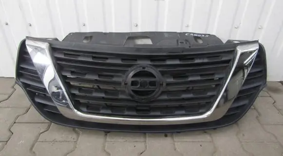 Nissan NV300 Front bumper 623109057R