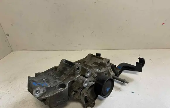 BMW 3 F30 F35 F31 Generator/alternator bracket 8506863 174786 AS9CD3FG