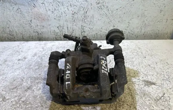 Chevrolet Cruze Rear brake caliper