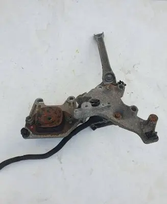Opel Vivaro Gearbox mounting bracket 244834609R