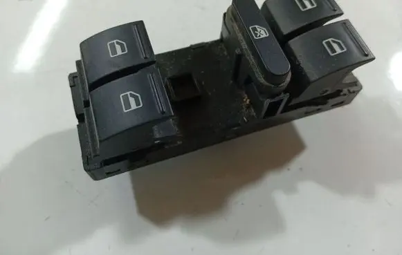Skoda Superb B6 (3T) Electric window control switch 1z0959858b