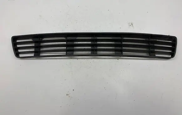 Audi A3 S3 8L Front bumper lower grill 8D0807683