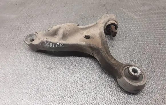 Volvo V70 Front lower control arm/wishbone