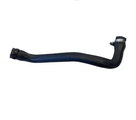 Mercedes-Benz C W204 Breather hose/pipe A2711410683