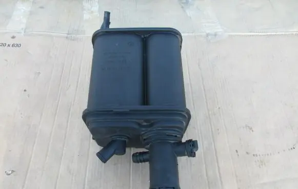Mercedes-Benz SL R230 Active carbon filter fuel vapour canister A2304700359