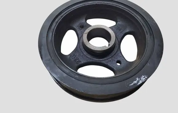 Toyota Corolla Verso AR10 Crankshaft pulley 134080R011