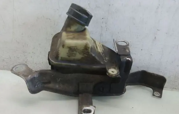 Audi A8 S8 D3 4E Power steering fluid tank/reservoir 4E0422373P