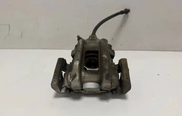BMW 3 GT F34 Rear brake caliper 6850858