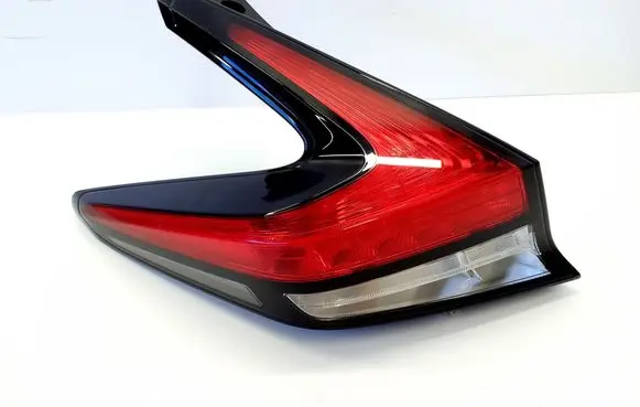 Nissan Leaf II (ZE1) Rear/tail lights 265555SH0A