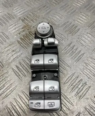 BMW 7 G11 G12 Electric window control switch 9382503