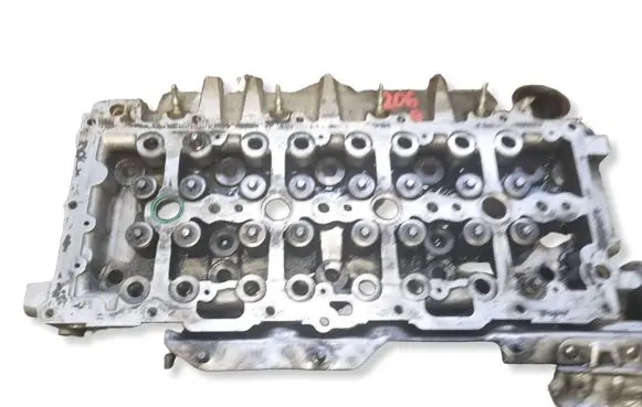 Peugeot 5008 Engine head 9812313410