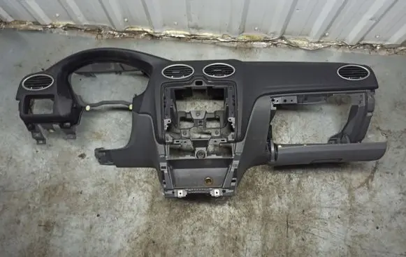 Ford Focus Dashboard 8M5XA04320