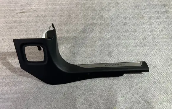 Maserati Levante Front sill trim cover 670047742 670047743 670047744