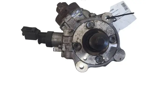 BMW 3 E90 E91 Fuel injection high pressure pump 0445010506 779787411