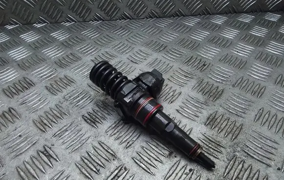 Volkswagen Multivan T5 Fuel injector 07Z130073F 0414720210