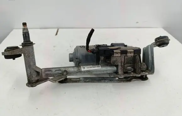 Volkswagen Golf Plus Front wiper linkage 5M0955024E