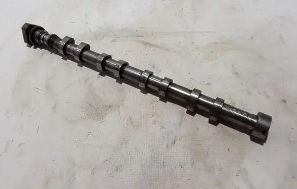Renault Master II Camshaft 8200019183