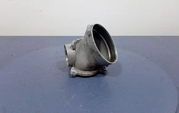BMW X5 E53 Air intake hose/pipe 8586861