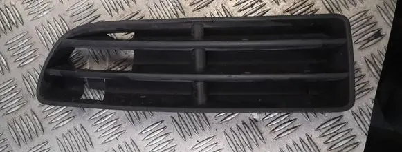 Volkswagen Bora Front bumper lower grill 1j5853665