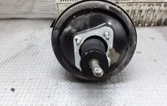 Alfa Romeo 166 Brake booster 46823096