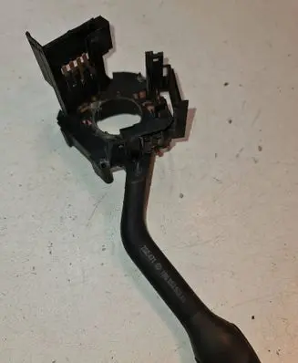 Volkswagen PASSAT B3 Wiper control stalk 1H6953503AA