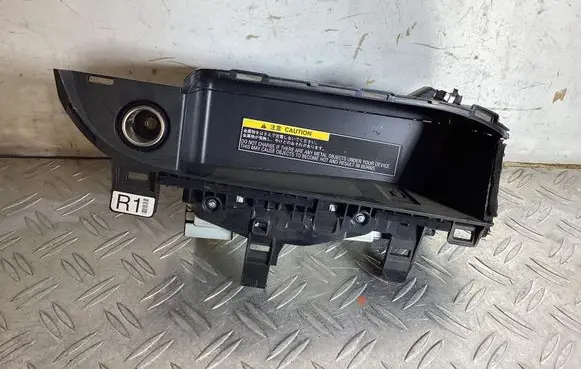 Lexus RX 450H Wireless charging module 861C048020
