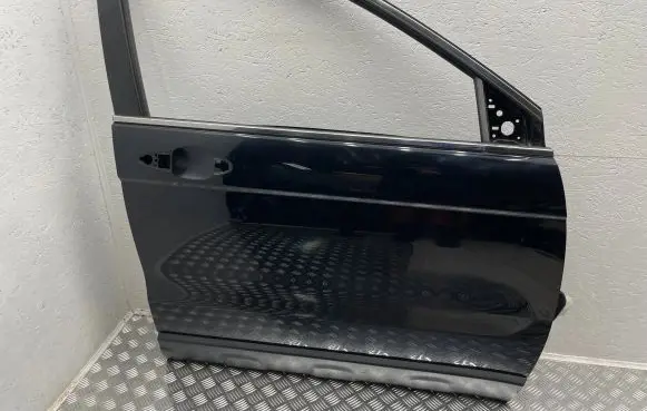 Honda CR-V Front door