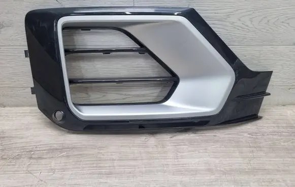 Audi Q2 - Front bumper lower grill 81A807682G 81A807682K