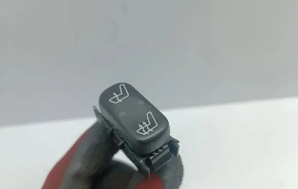Mercedes-Benz ML W163 Seat heating switch 1638200210 511711 03100620