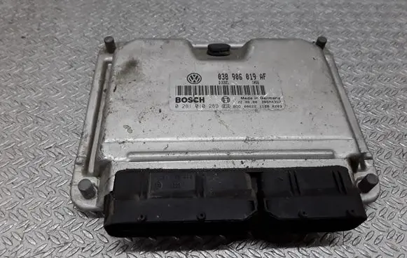 Skoda Fabia Mk1 (6Y) Engine control unit/module 0281010289 038906019AF