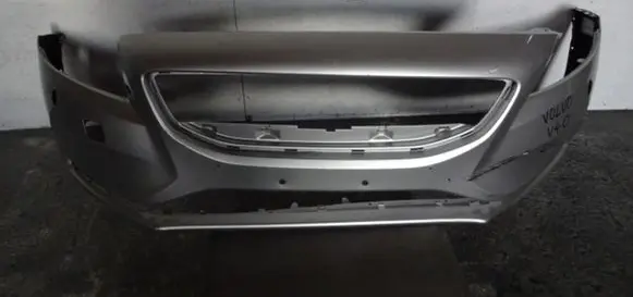 Volvo V40 Front bumper