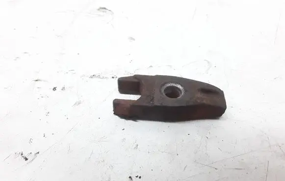 Peugeot 307 Fuel Injector clamp holder
