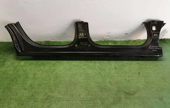 Renault Espace V (RFC) Sill 764600745RDANEK 764600745R