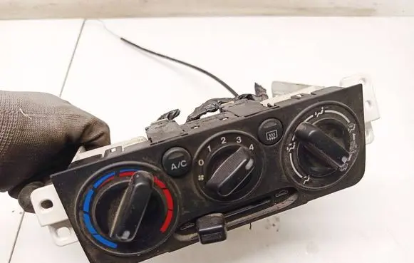 Mazda Demio Climate control unit 