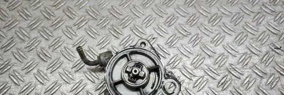 Toyota Yaris Vacuum pump