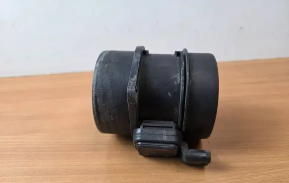 Mercedes-Benz E AMG W212 Mass air flow meter A6510900248 5WK97817 037034034