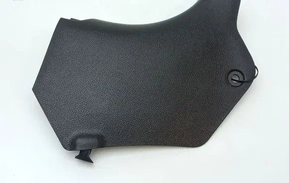 Foot area side trim