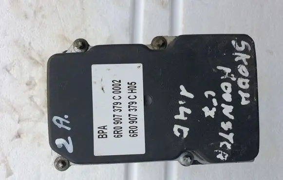 Skoda Roomster (5J) ABS Pump 6R0907379C 6R0614117D