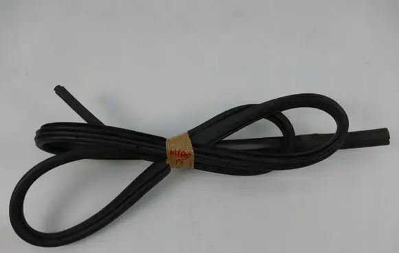 Dodge Nitro Rear door rubber seal (on body) 