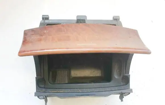 Car ashtray