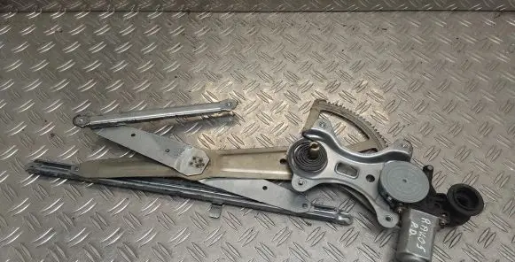 Toyota RAV 4 (XA20) Front door window regulator with motor 8571042070