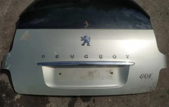 Peugeot 807 Tailgate/trunk/boot lid rudas