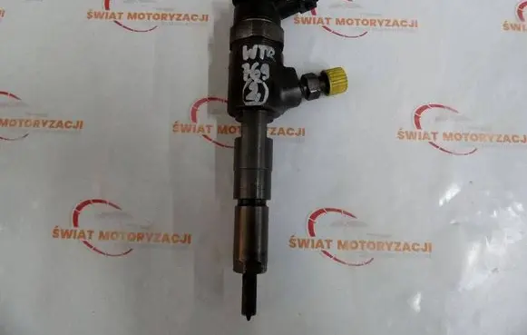 Citroen C2 Fuel injector 